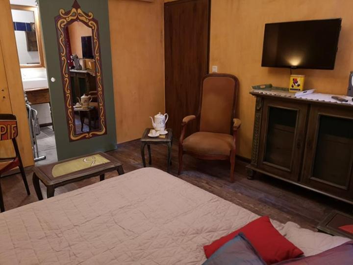 Hotel El Castell Embruixat Saint-Hippolyte  Zewnętrze zdjęcie